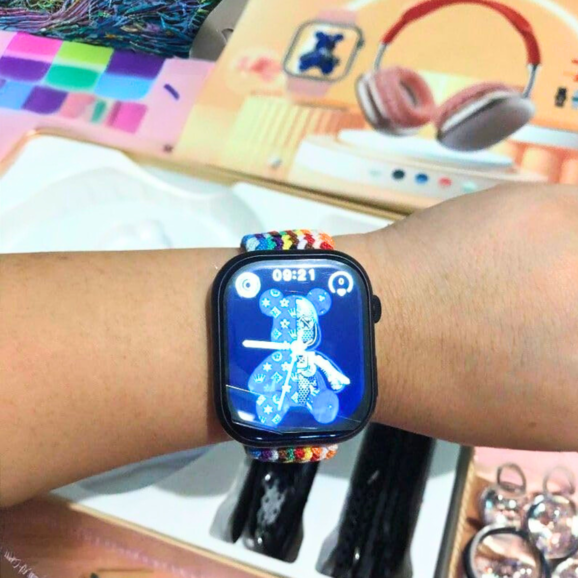 Wearable Tech Fitness Tracker